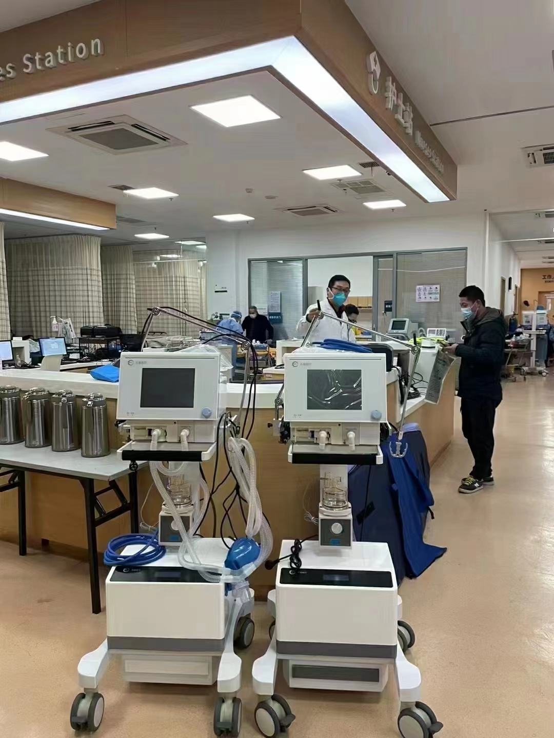 南京乐基 呼吸机 8800型